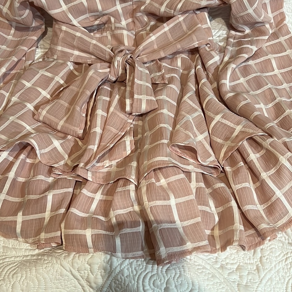 Blithe long sleeve romper, size‎ medium - image 11